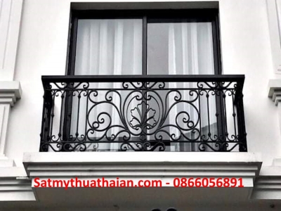 Ban công sắt mỹ thuật BC_06